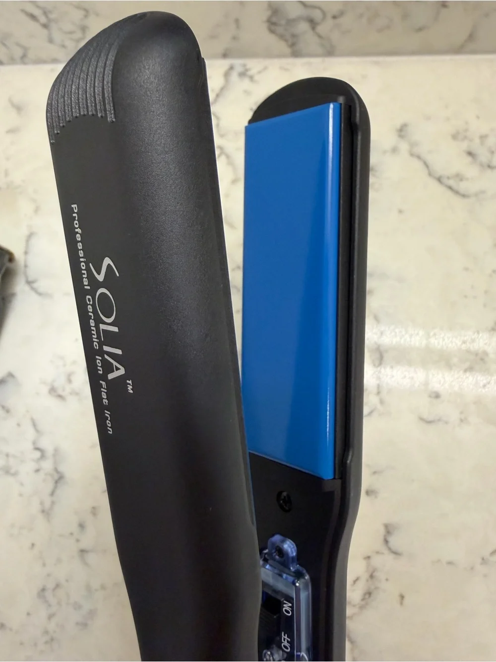 Solia ST114 Professional Ceramic Ion Flat Iron 1.25” Made in Korea Open Box